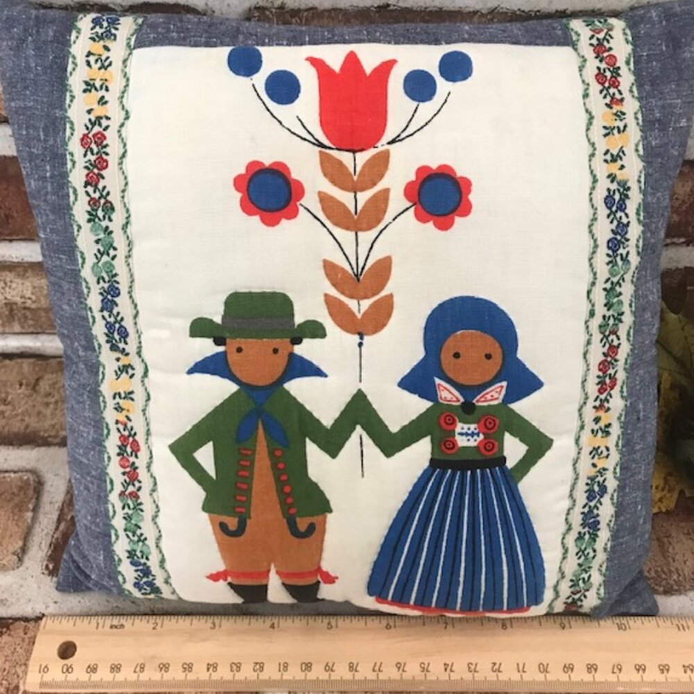 VINTAGE FOLK ART PENN DUTCH BOY & GIRL RIBBON TRIM 10" ACCENT TOSS PILLOW